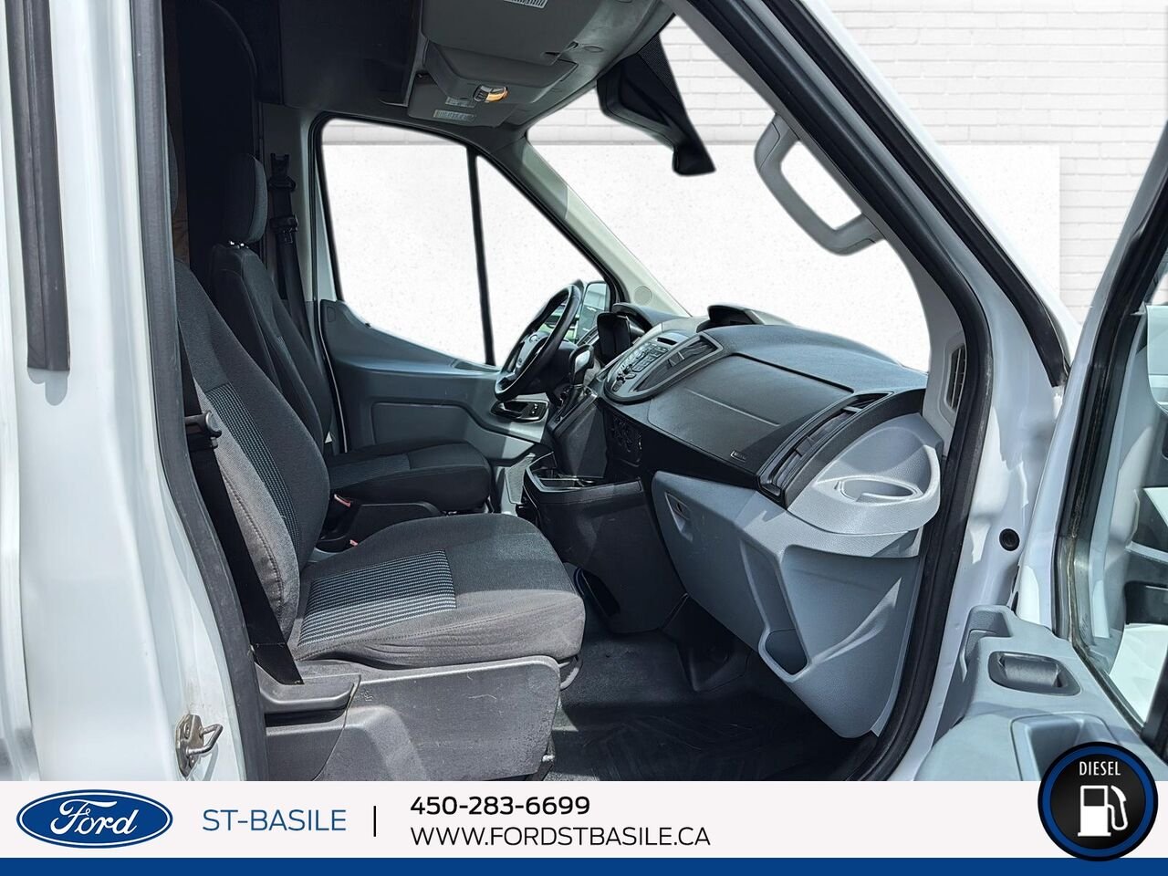 2019 Ford Transit fourgon utilitaire White Saint-Basile-le-Grand - photo #9