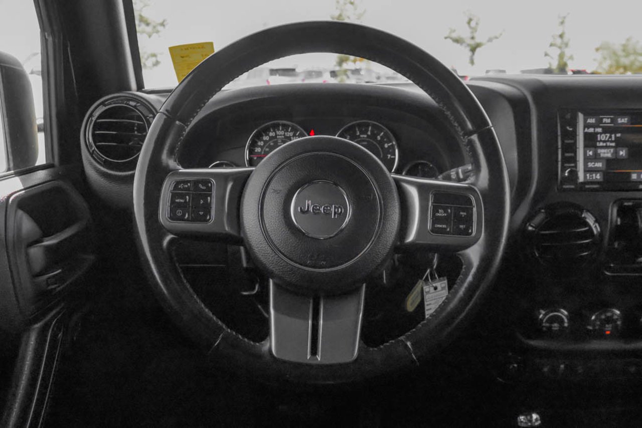 2018 Jeep Wrangler JK Unlimited Sahara 4x4 Black Sherwood Park - photo #15