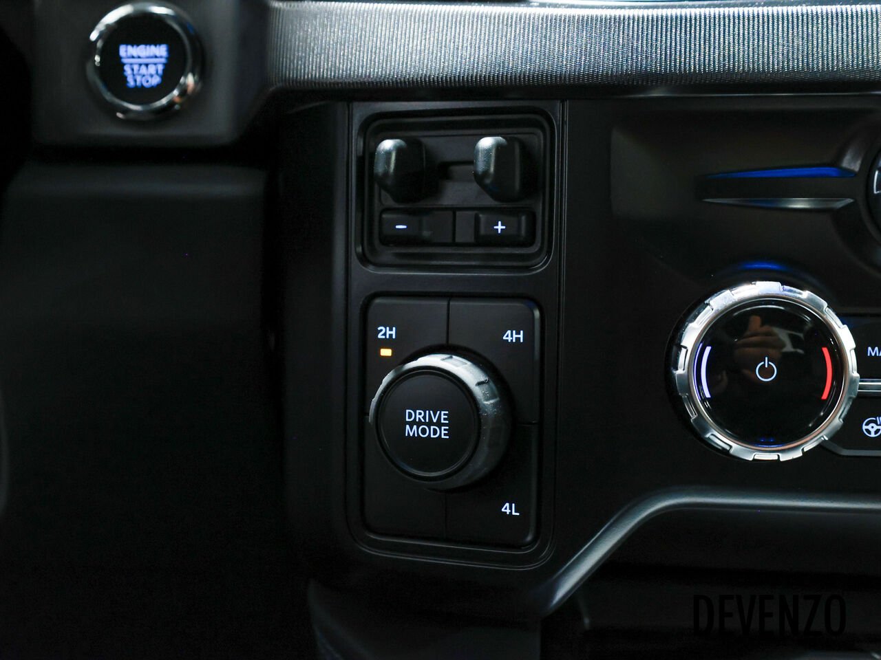 2026 Ford Super Duty F-450 DRW Grey Saint-Eustache - photo #21