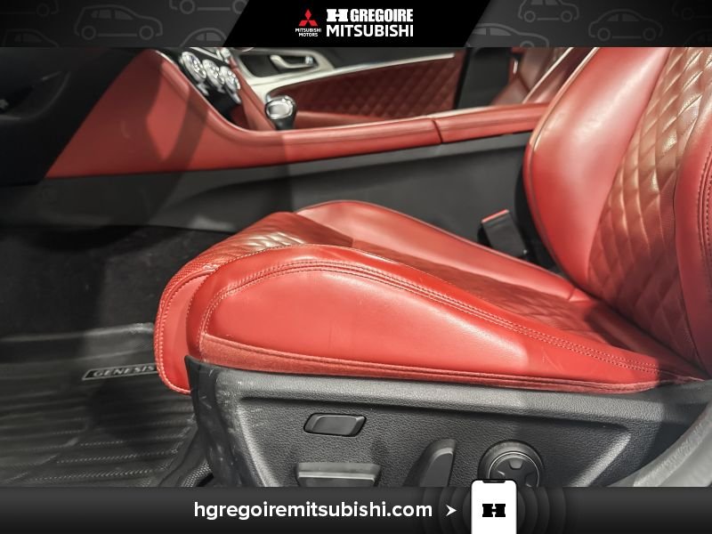 2023 Genesis G70 Grey Laval - photo #14