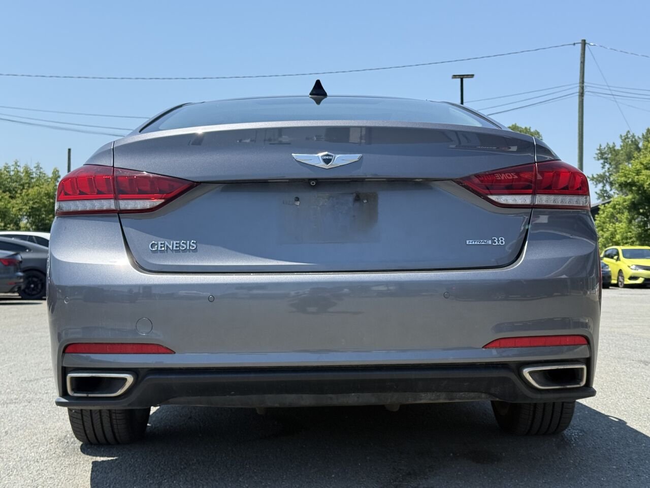 2016 Hyundai Genesis 3.8 Grey Granby - photo #5