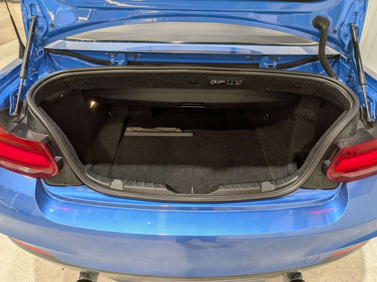 2018 BMW 2 Series M240i xDrive Cabriolet Blue Val-David - photo #8
