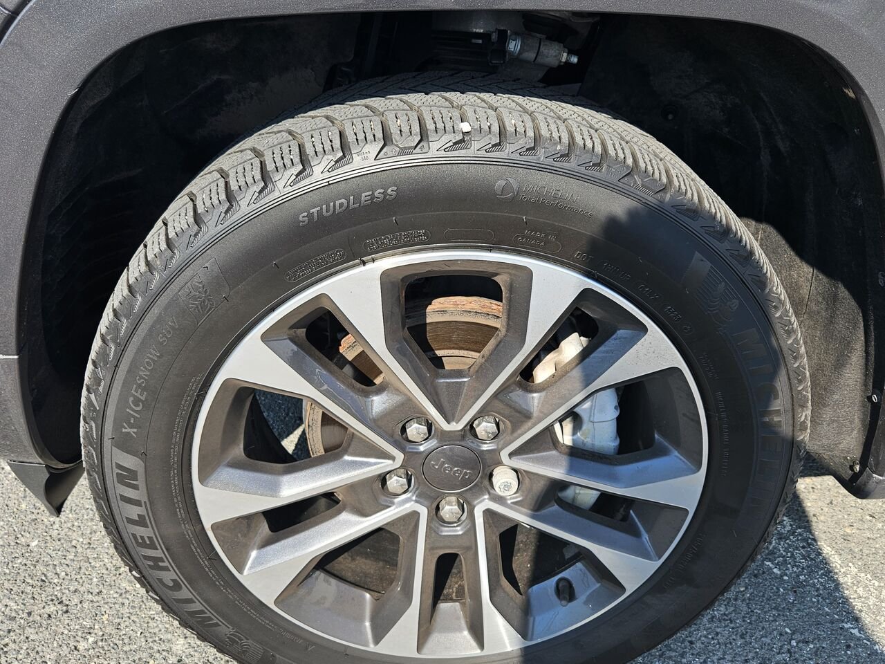 2023 Jeep Grand Cherokee Overland 4x4 Grey Thetford Mines - photo #21