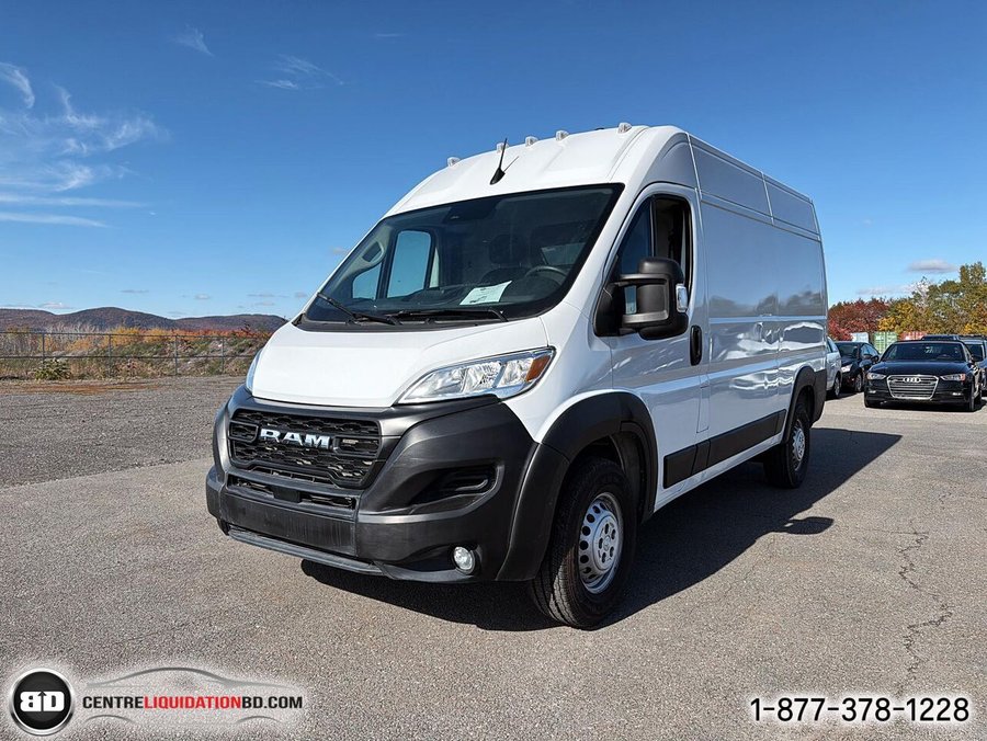 2025 Ram ProMaster fourgonnette utilitaire 2500 Tradesman toit élevé 136 po avec siège passager White