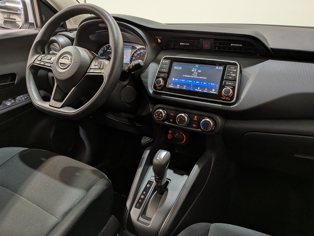 2024 Nissan Kicks S FWD White Val-David - photo #18