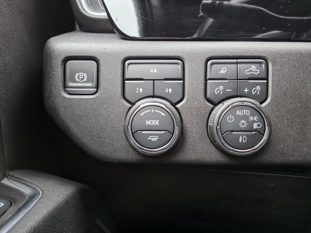 Chevrolet Silverado 2500HD LT TrailBoss 4X4 2025 Vert Mont-Laurier - photo #58