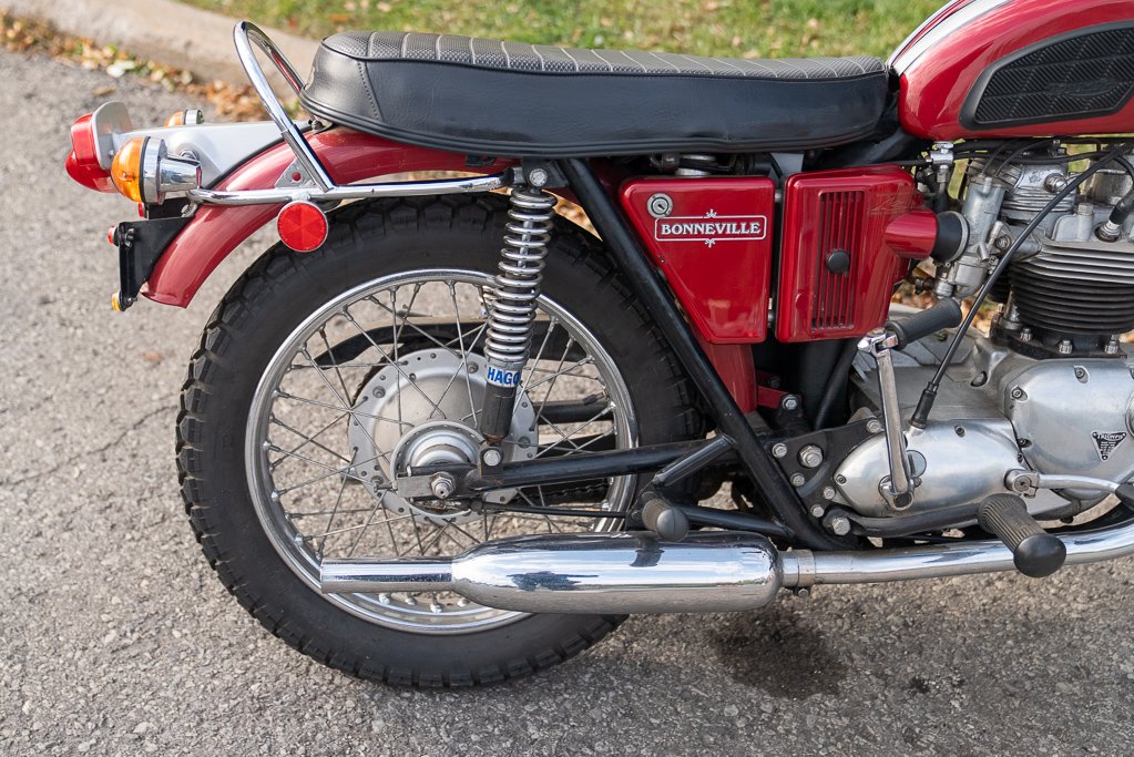 Triumph Bonneville 1972 Montréal - photo #6