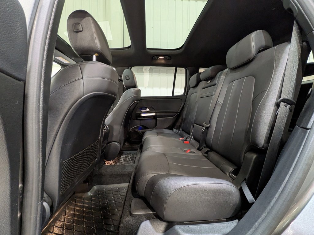 2020 Mercedes-Benz GLB GLB 250 4MATIC SUV Silver Val-David - photo #11