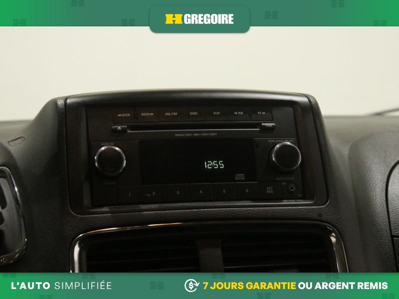 2019 Dodge GR Caravan Grey Laval - photo #21