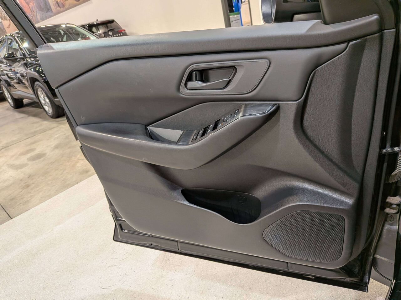 2024 Nissan Rogue AWD S Black Val-David - photo #32