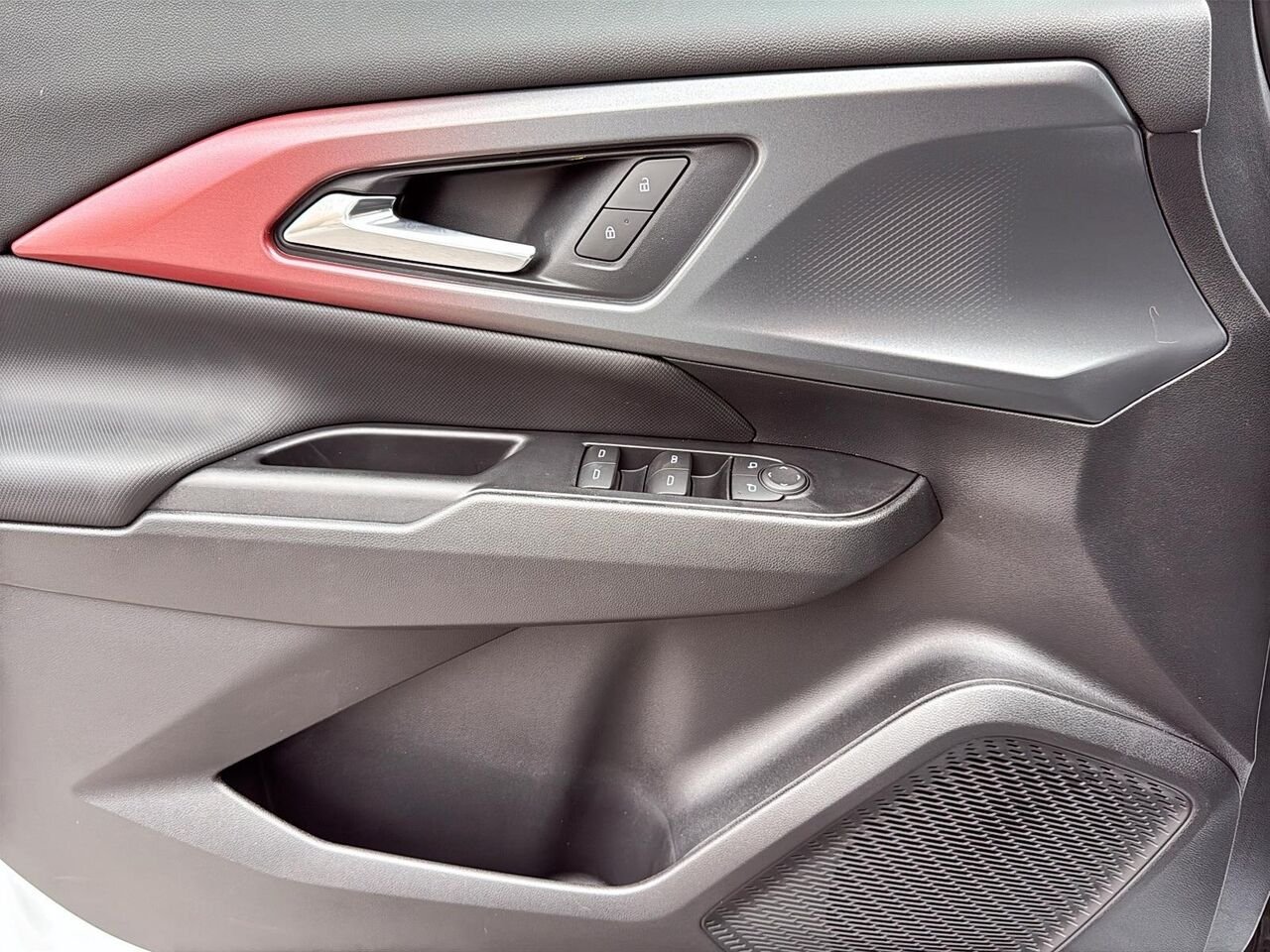 2027 CHEVROLET Equinox EV RS POLAR WHITE TRICOAT Saint-Hyacinthe - photo #10