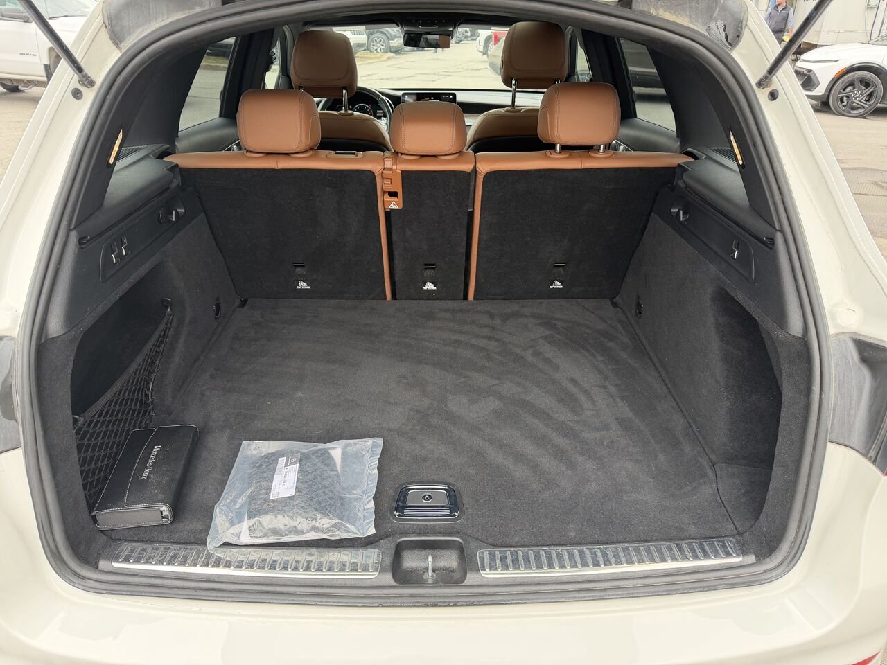 2020 Mercedes-Benz GLC GLC 43 AMG 4MATIC White Laval - photo #17
