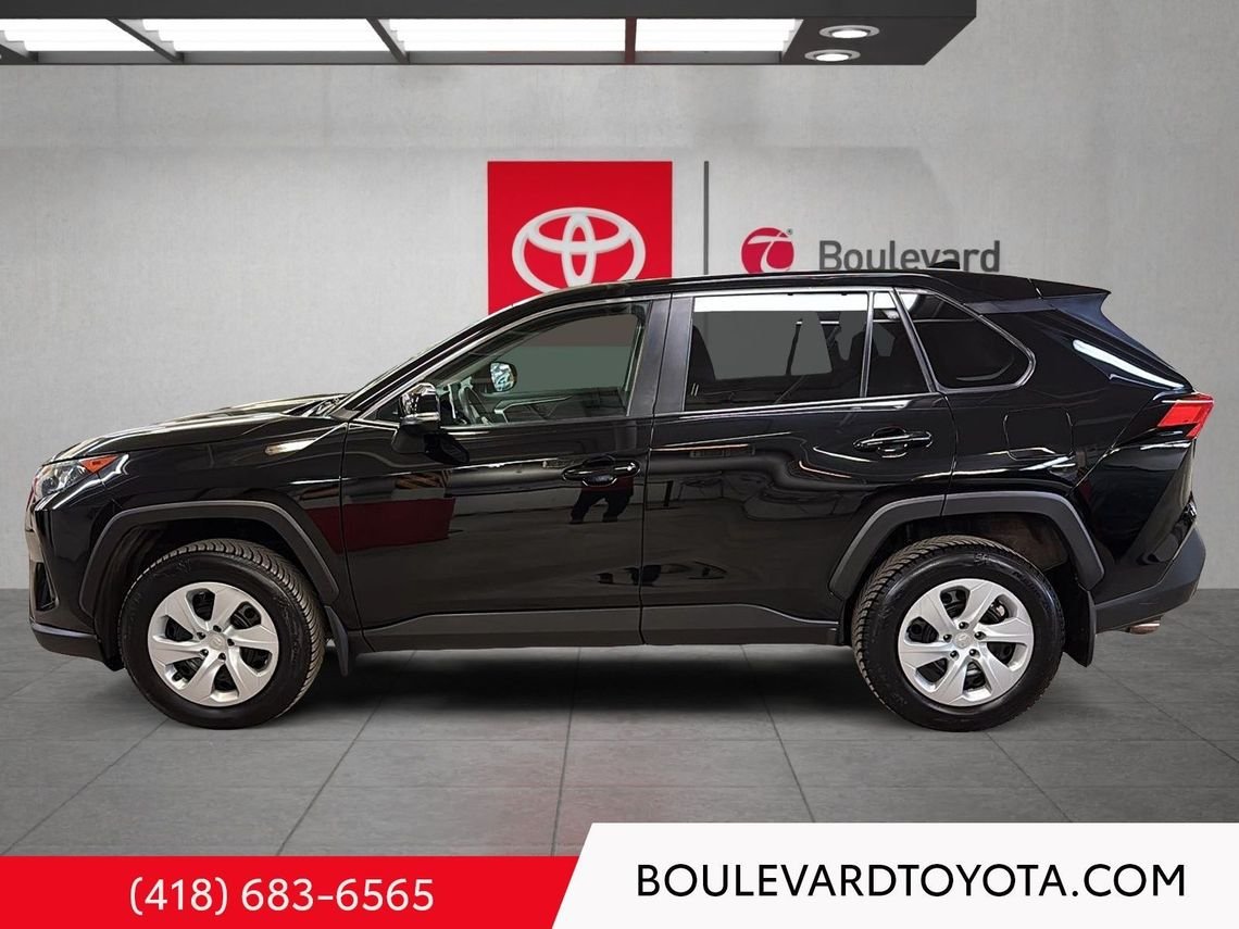 2024 Toyota RAV4 531720-104 | LE Black Québec - photo #6