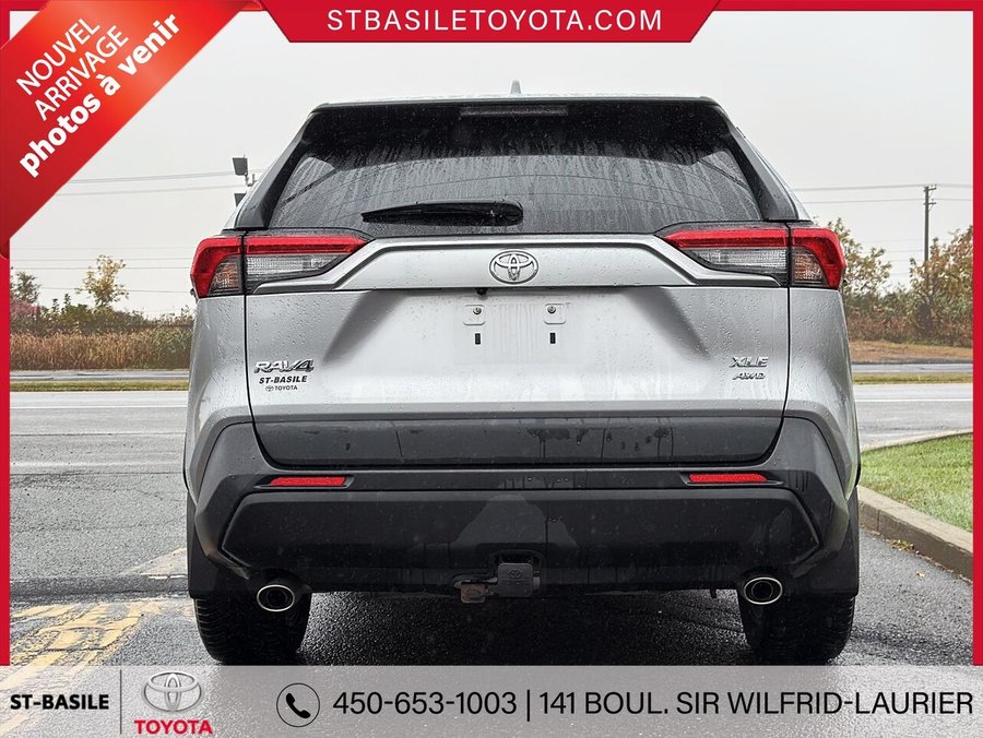 TOYOTA RAV4 XLE PREMIUM AWD 2023 Argent
