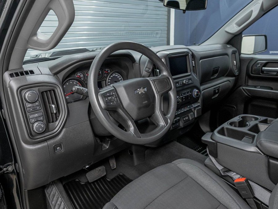 Chevrolet Silverado 1500 CUSTOM TRAIL BOSS CREW 4X4 *CARPLAY* BEDLINER WIFI 2024 Noir
