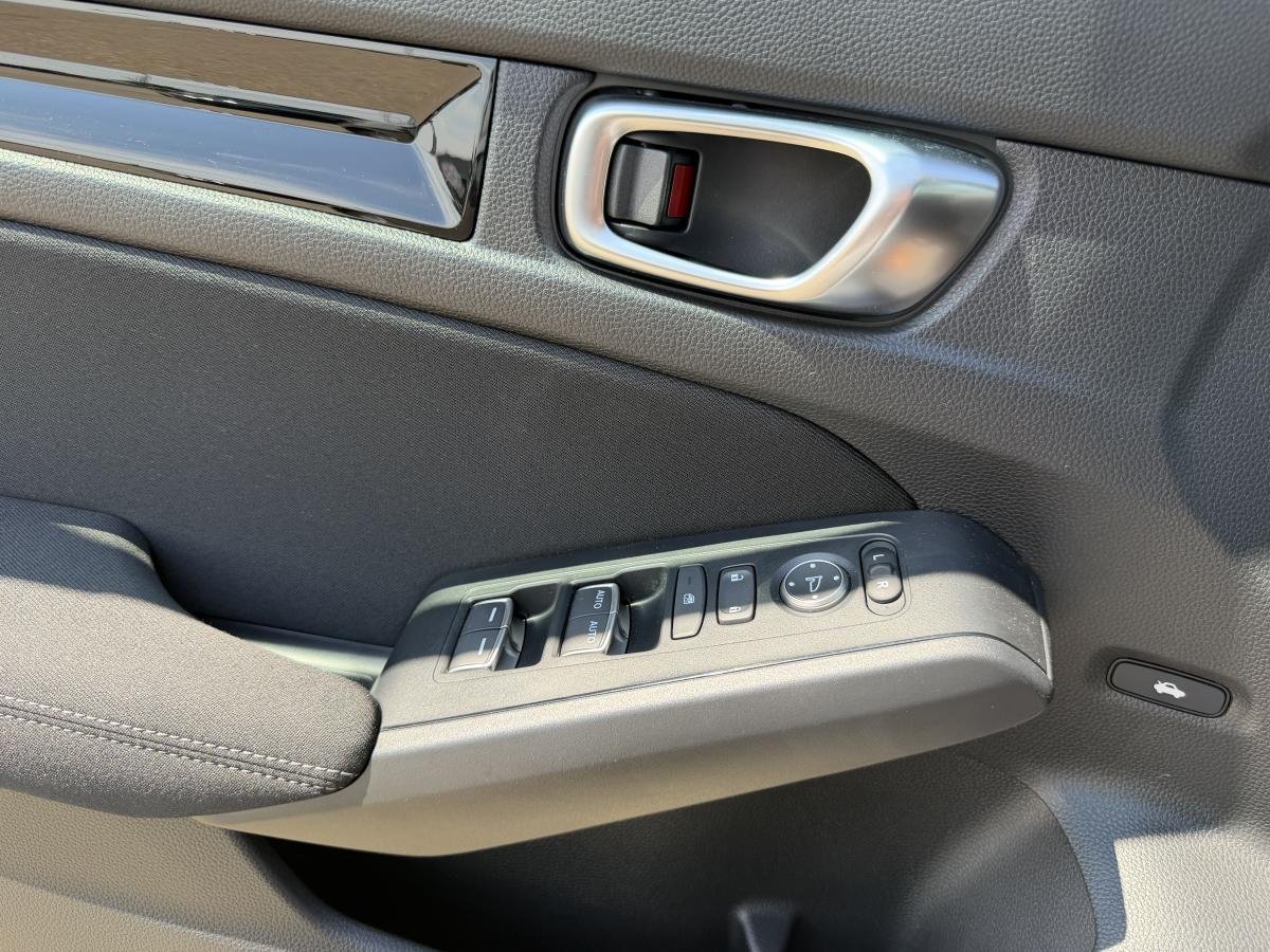 2025 Honda Civic Sedan Black  - photo #11