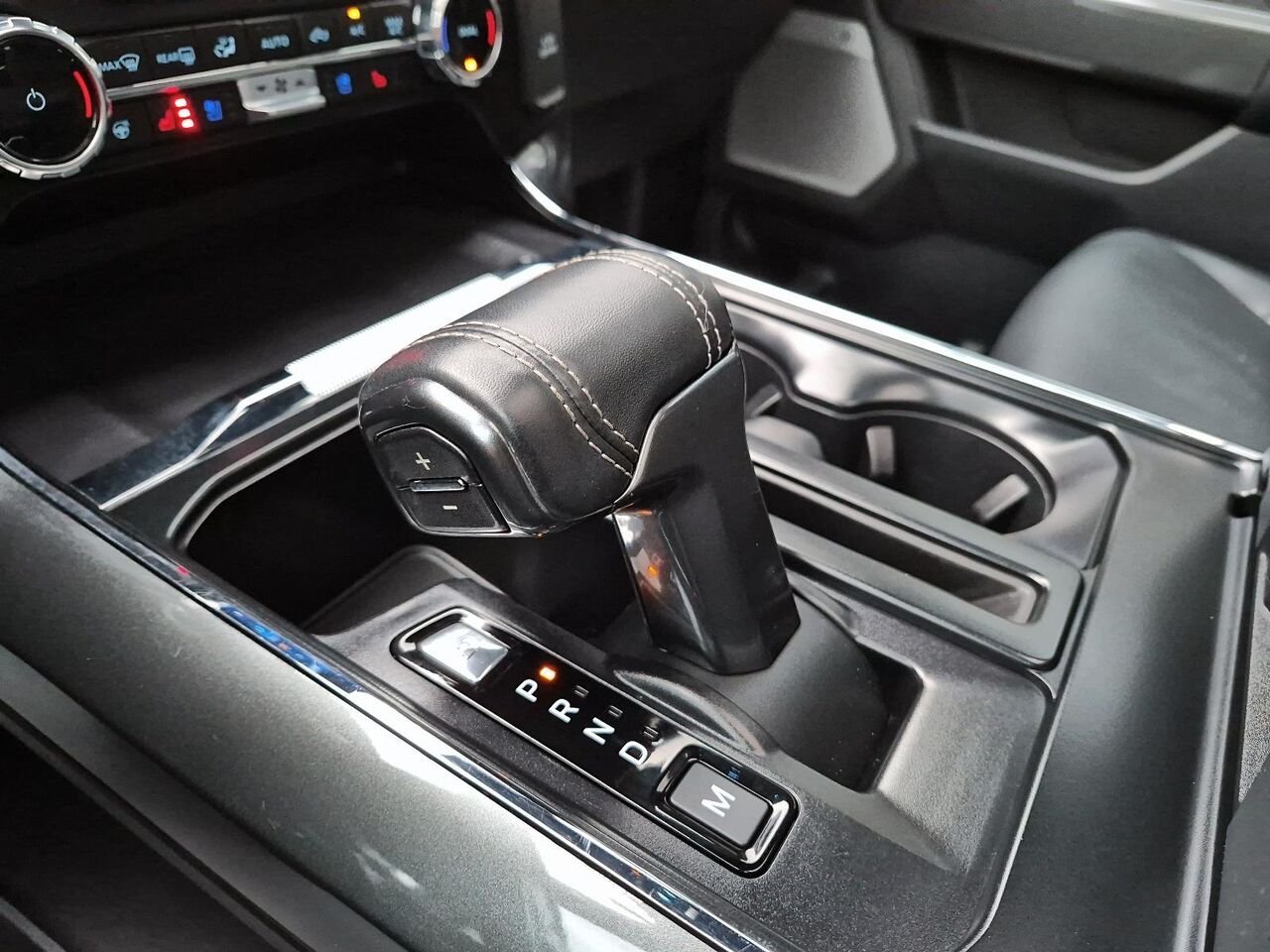 2023 Ford F-150 Black Saint-Jérôme - photo #33