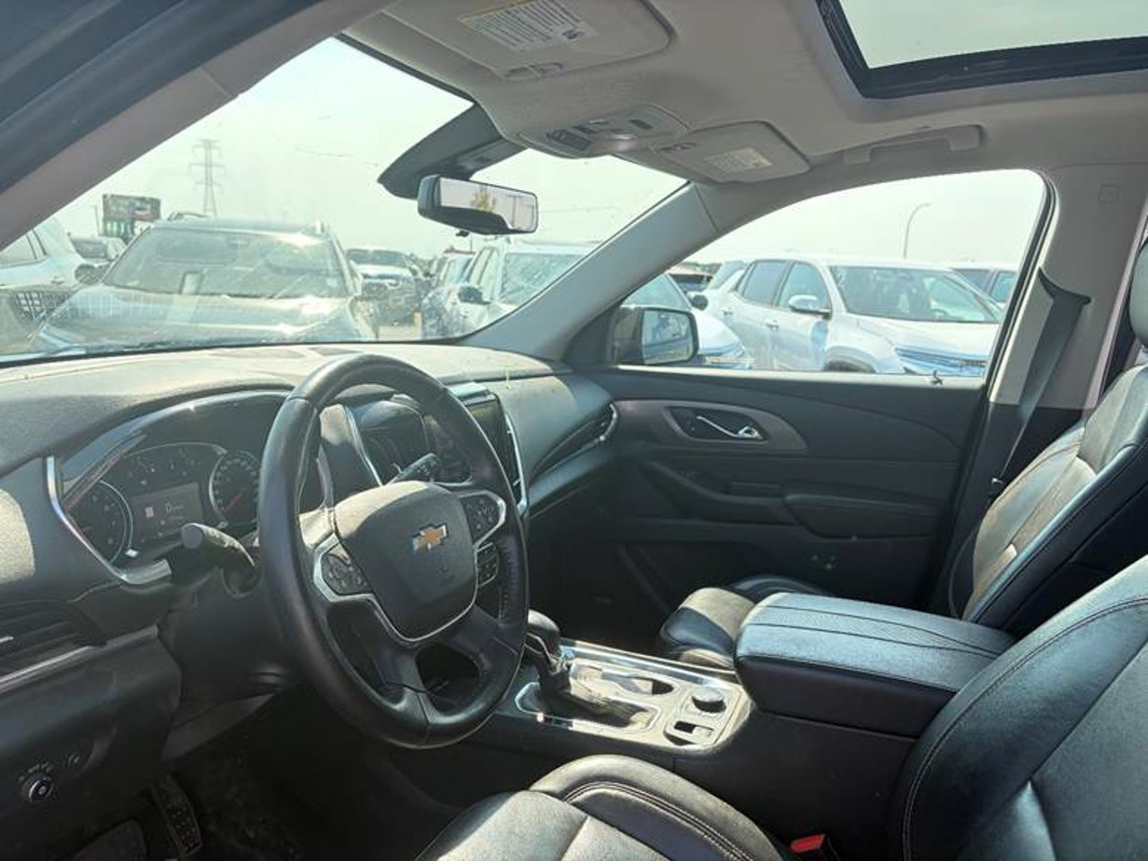 2021 Chevrolet Traverse AWD 4dr Premier Black Sherwood Park - photo #5