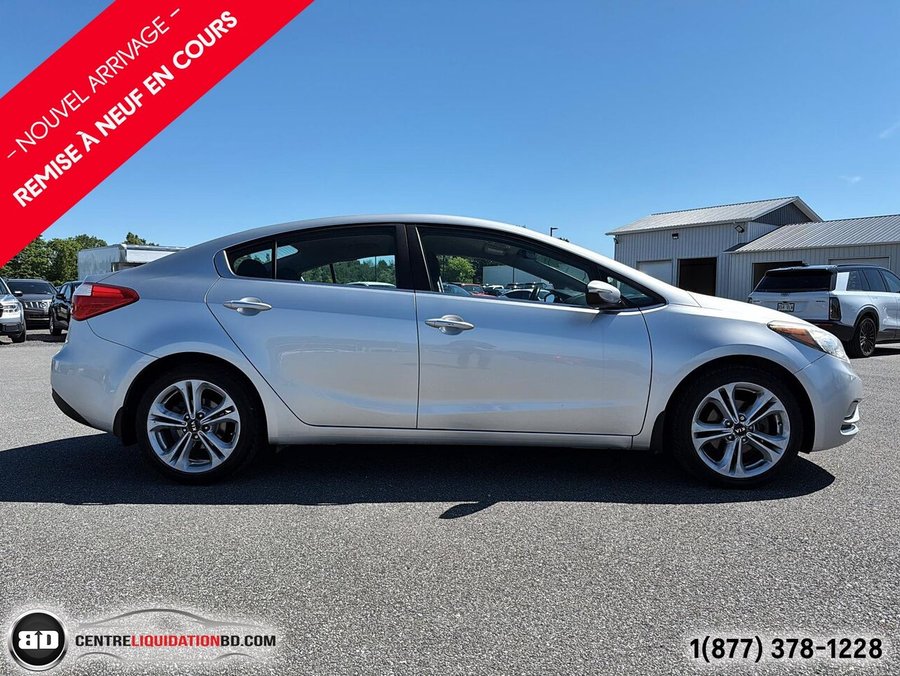 2015 Kia Forte Berline 4 portes, boîte manuelle, EX Silver