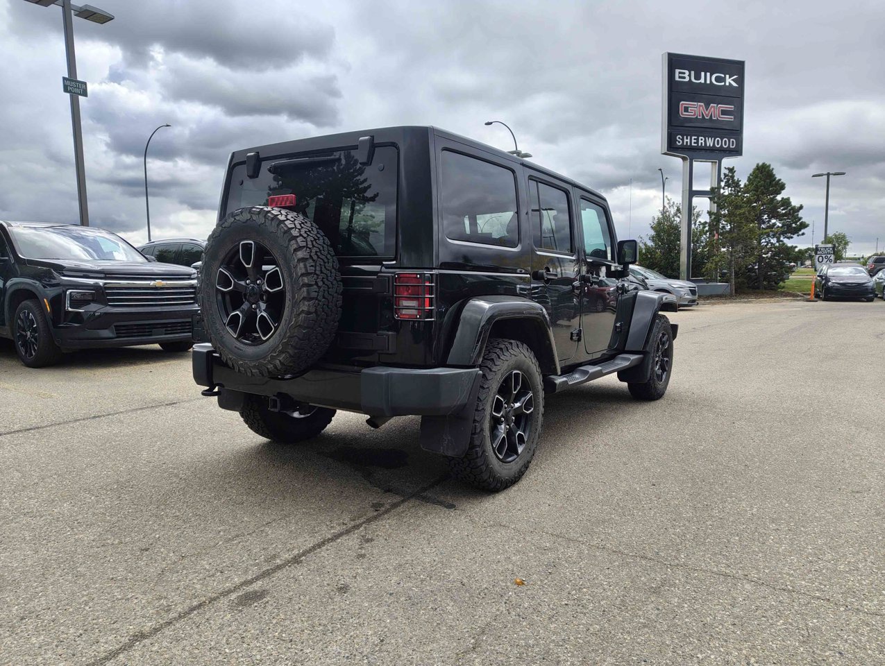 2018 Jeep Wrangler JK Unlimited Sahara 4x4 Black Sherwood Park - photo #5