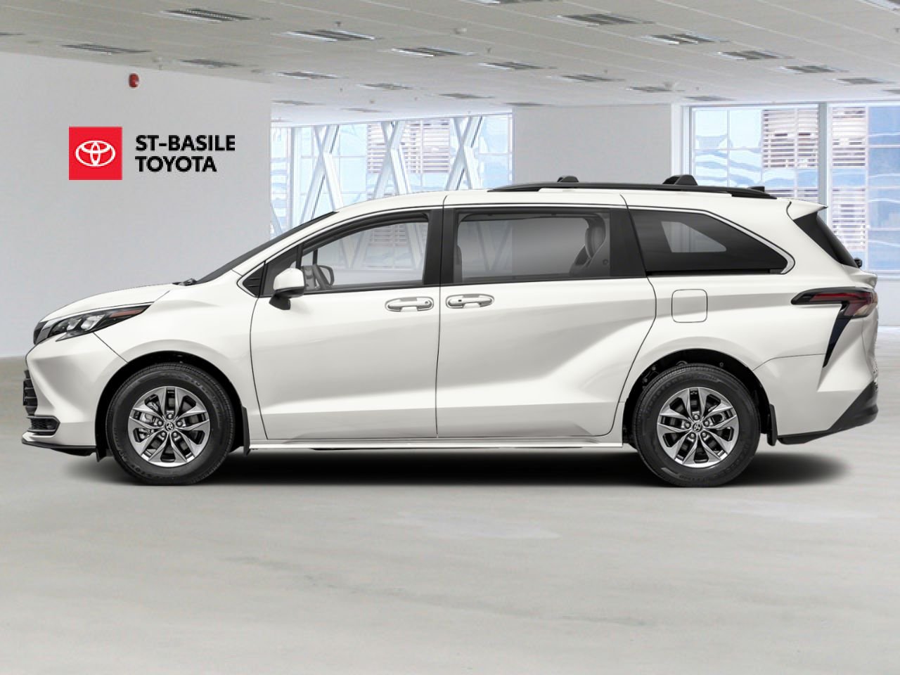 2026 TOYOTA Sienna White Saint-Basile-le-Grand - photo #2
