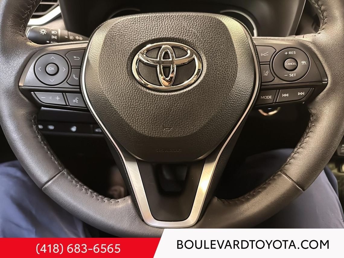 Toyota RAV4 99166A-80 | XLE Hybride 2024 Rouge Québec - photo #13