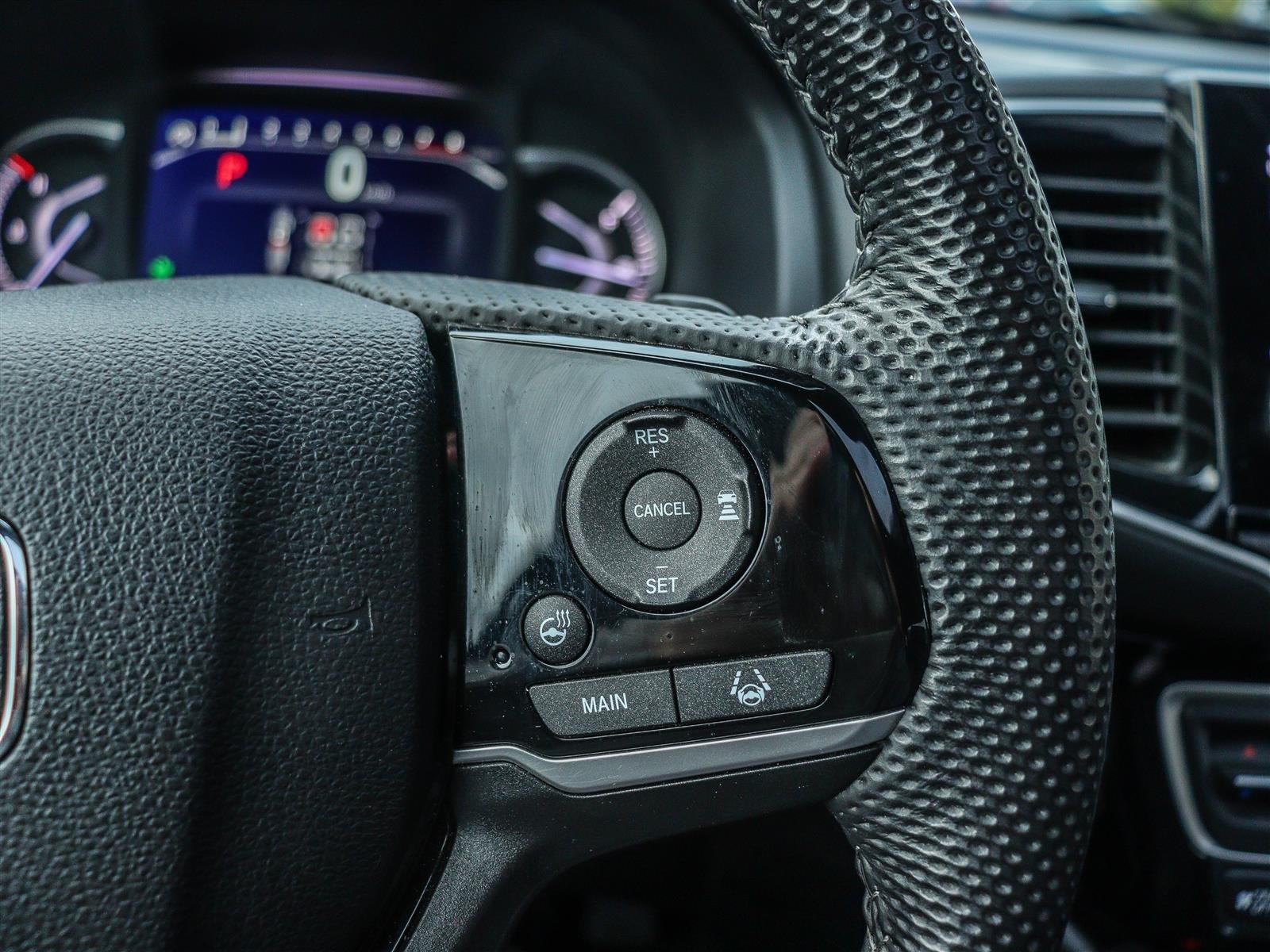 Honda Passport Touring 2023 Black Ottawa & Gatineau - photo #27