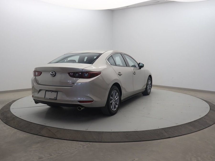 2022 Mazda Mazda3 2022 Grey