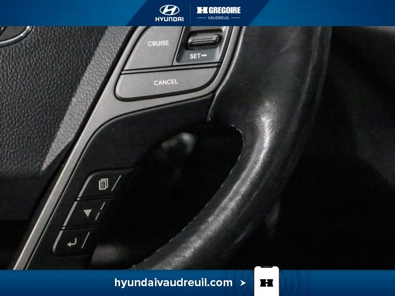 2017 Hyundai Santa Fe Grey Laval - photo #22