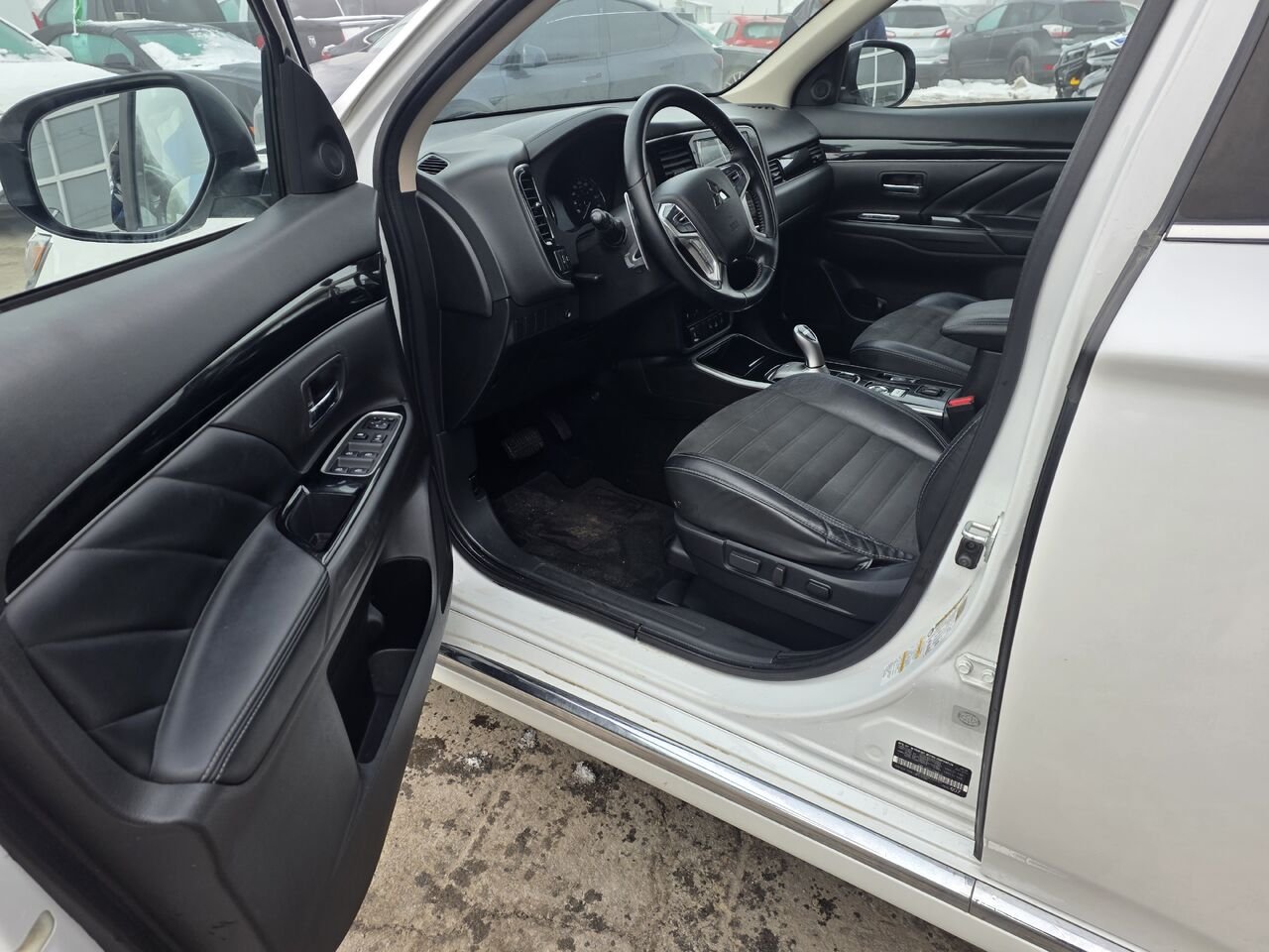 Mitsubishi Outlander PHEV 2020 Blanc Longueuil, - photo #9