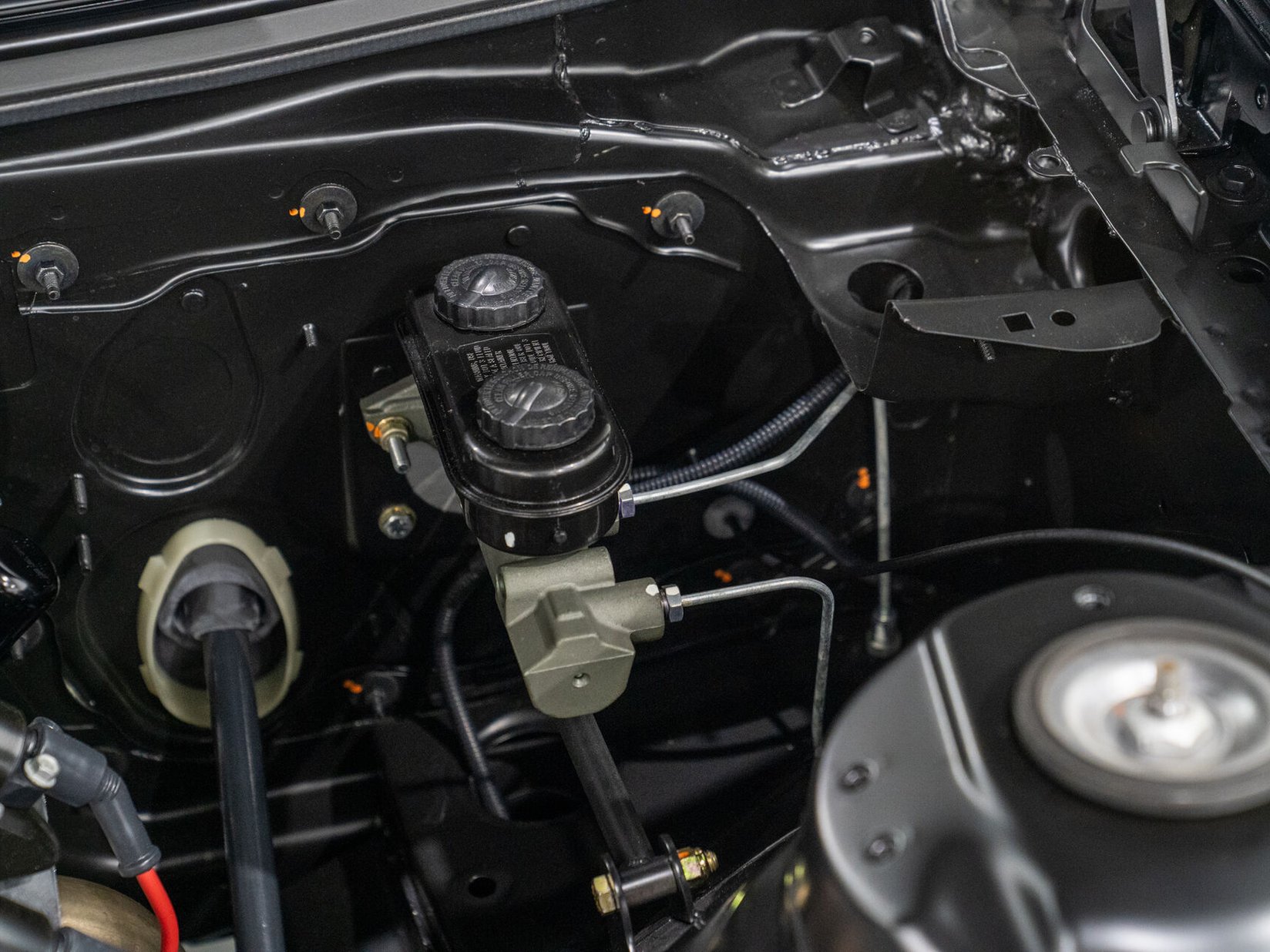 Chevrolet COPO Camaro 427 #10 of 69 Voiture D'accélération d'usine / Exemple Neuf Jamais Couru 2013 Noir Montréal - photo #21