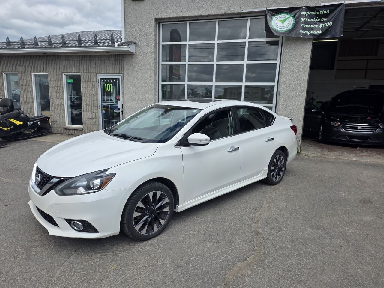2016 Nissan Sentra White  - photo #1