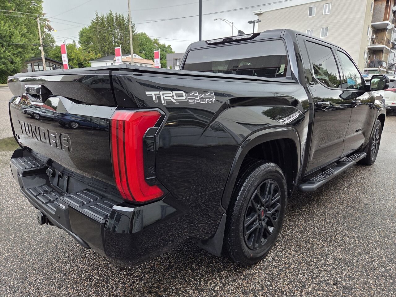 2024 Toyota TUNDRA Black Mont-Laurier - photo #4