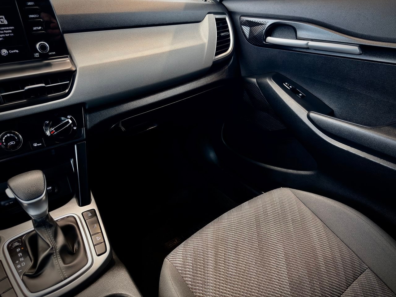 2024 Kia Seltos gray Notre-Dame-des-Prairies - photo #18