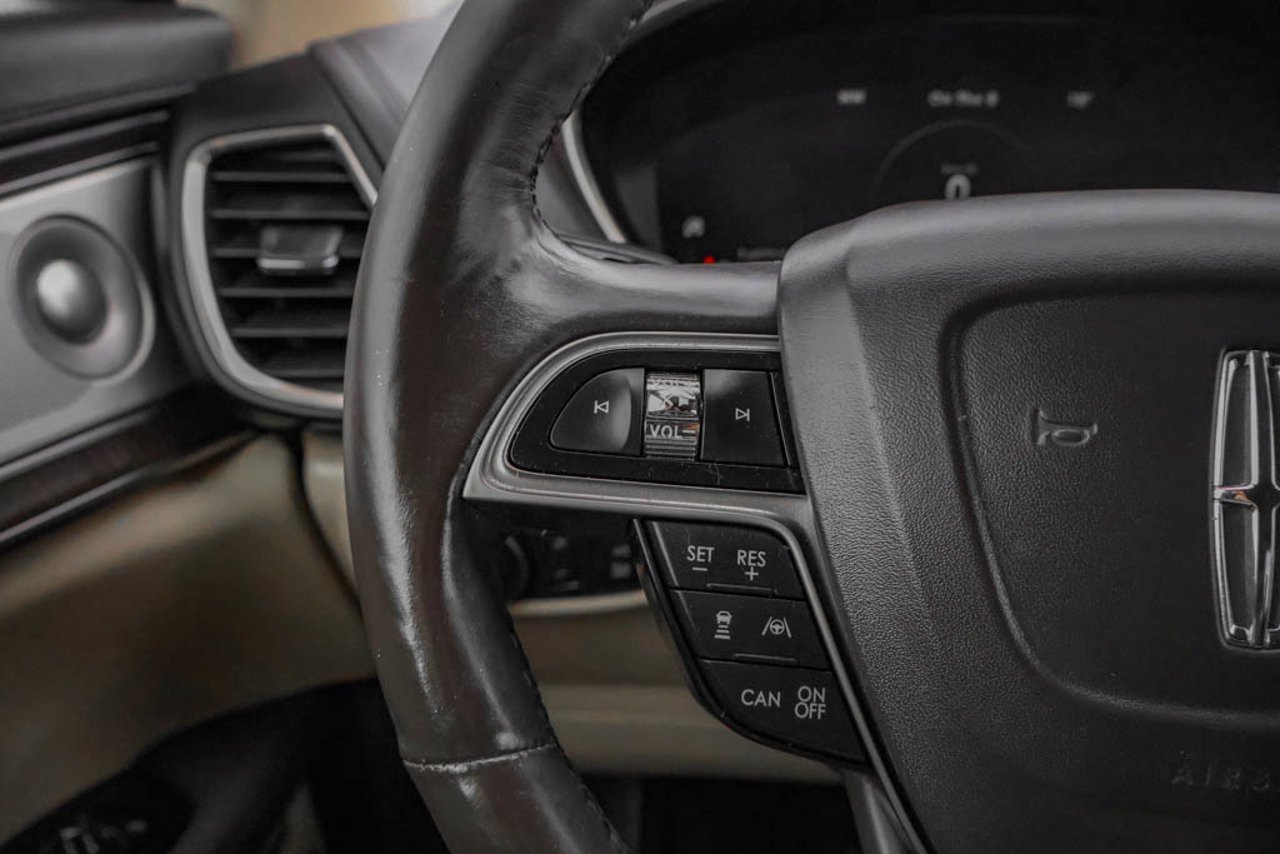 2020 Lincoln Nautilus Reserve AWD White Sherwood Park - photo #20