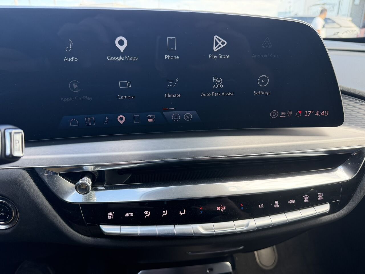 2024 Cadillac LYRIQ LUXURY AWD FINANCEMENT À PARTIR DE 0.99% Black Laval - photo #22