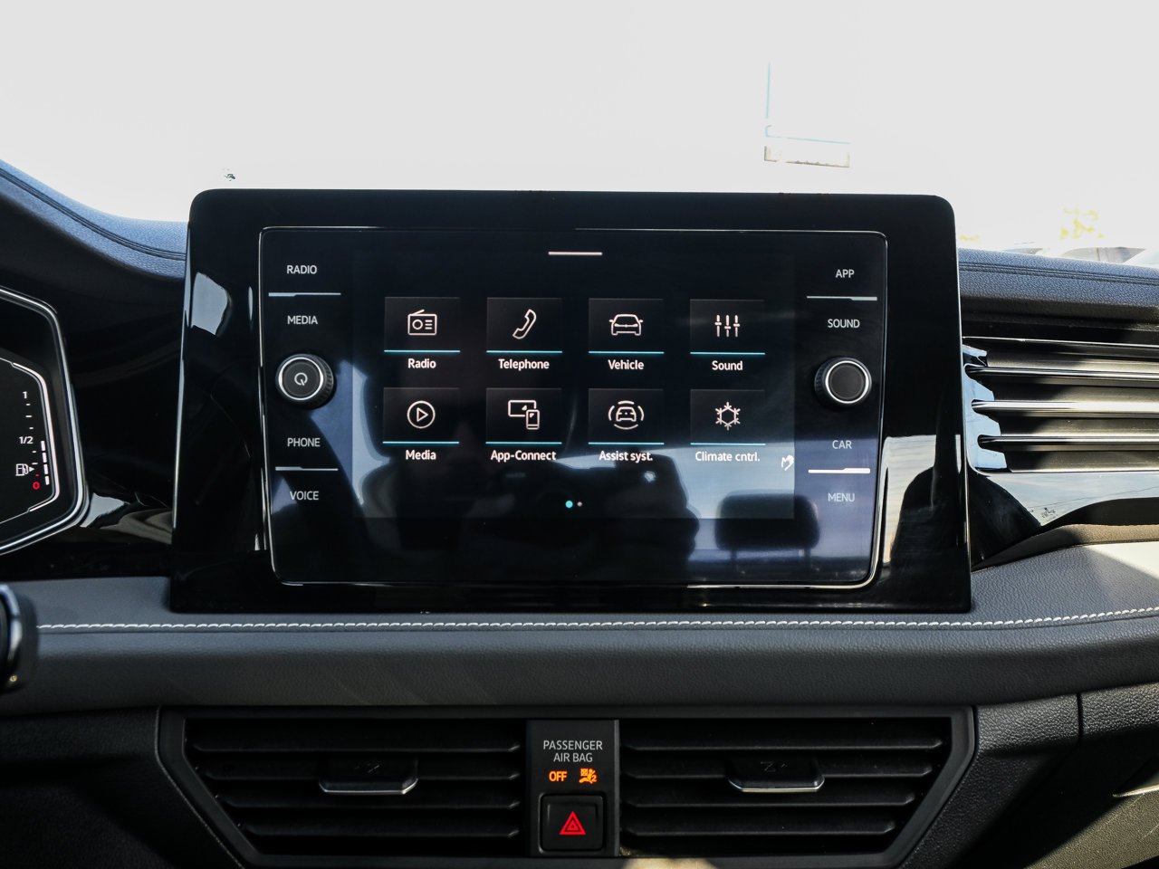 2025 Volkswagen Jetta Comfortline Auto Black Sherwood Park - photo #25