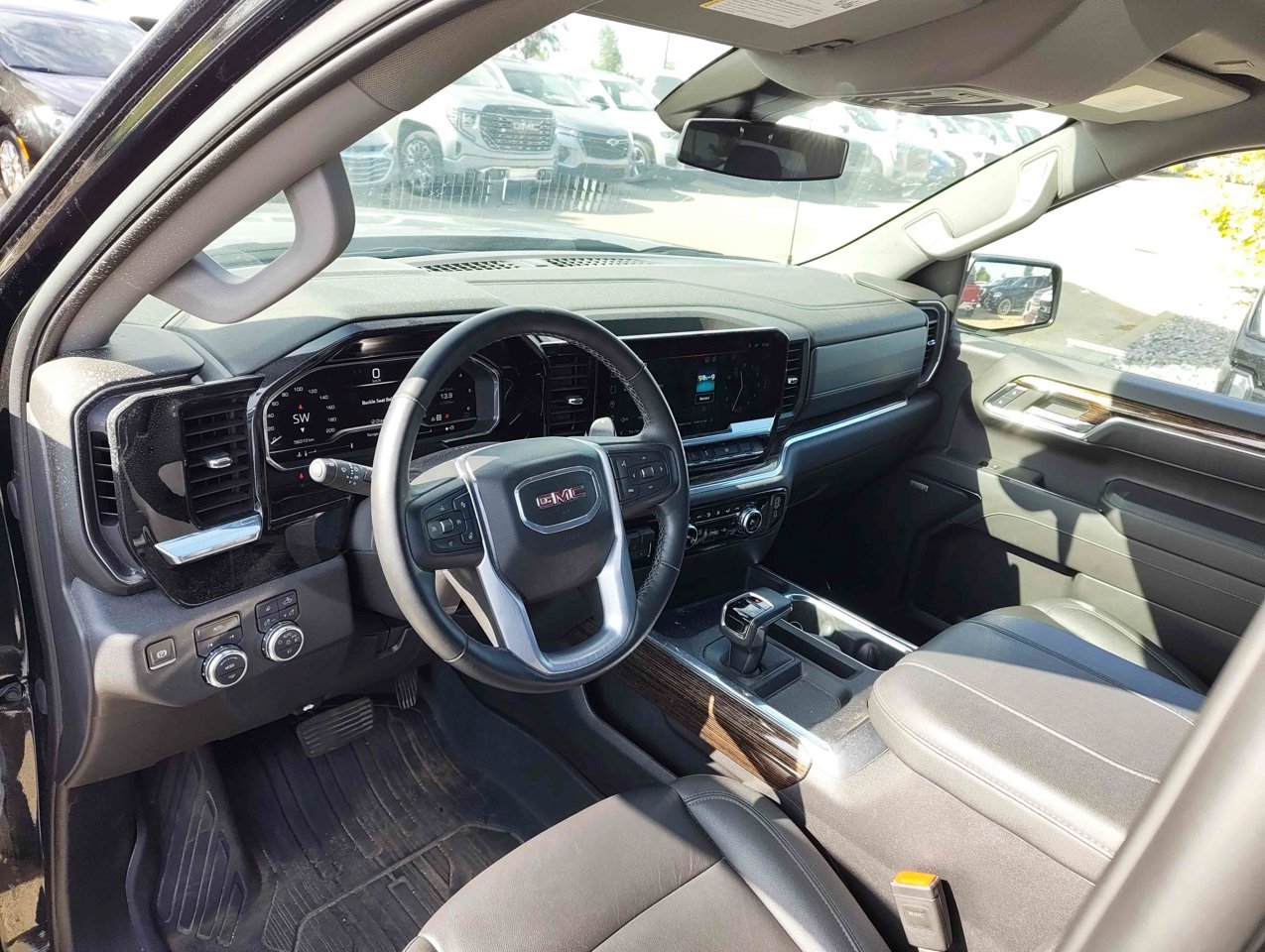 2024 GMC Sierra 1500 4WD Crew Cab 147 Elevation Black Sherwood Park - photo #6