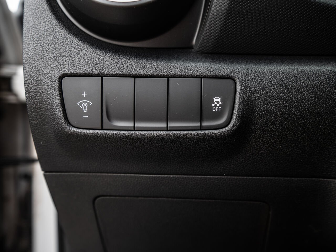 2020 Hyundai Kona White Sainte-Julienne - photo #11