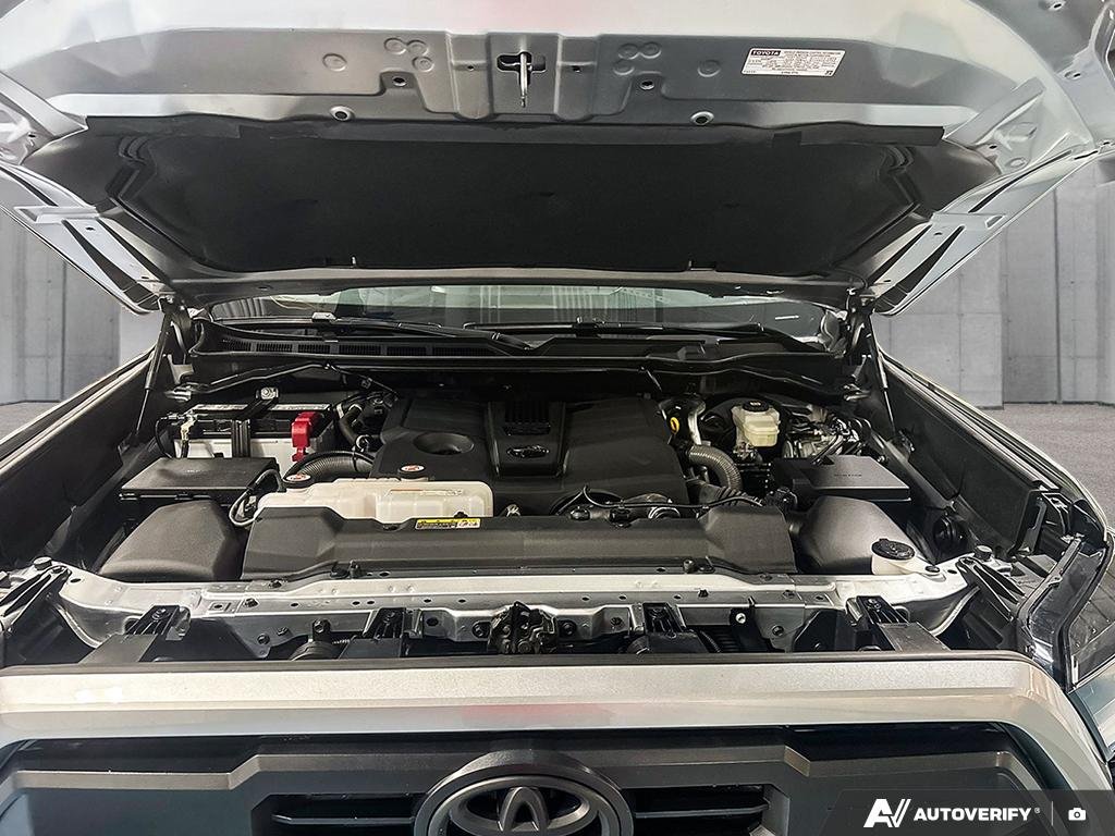 2025 Toyota Tundra S2500063 | Limited Celestial Silver Metallic Edmonton - photo #9