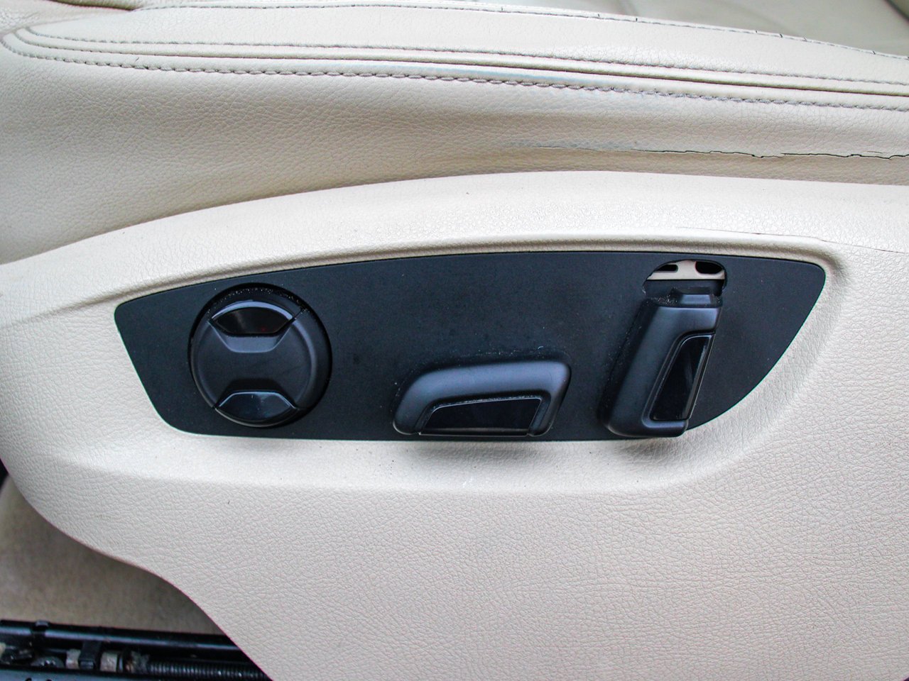 2014 Volkswagen Touareg 4dr TDI Execline Brown Sherwood Park - photo #14