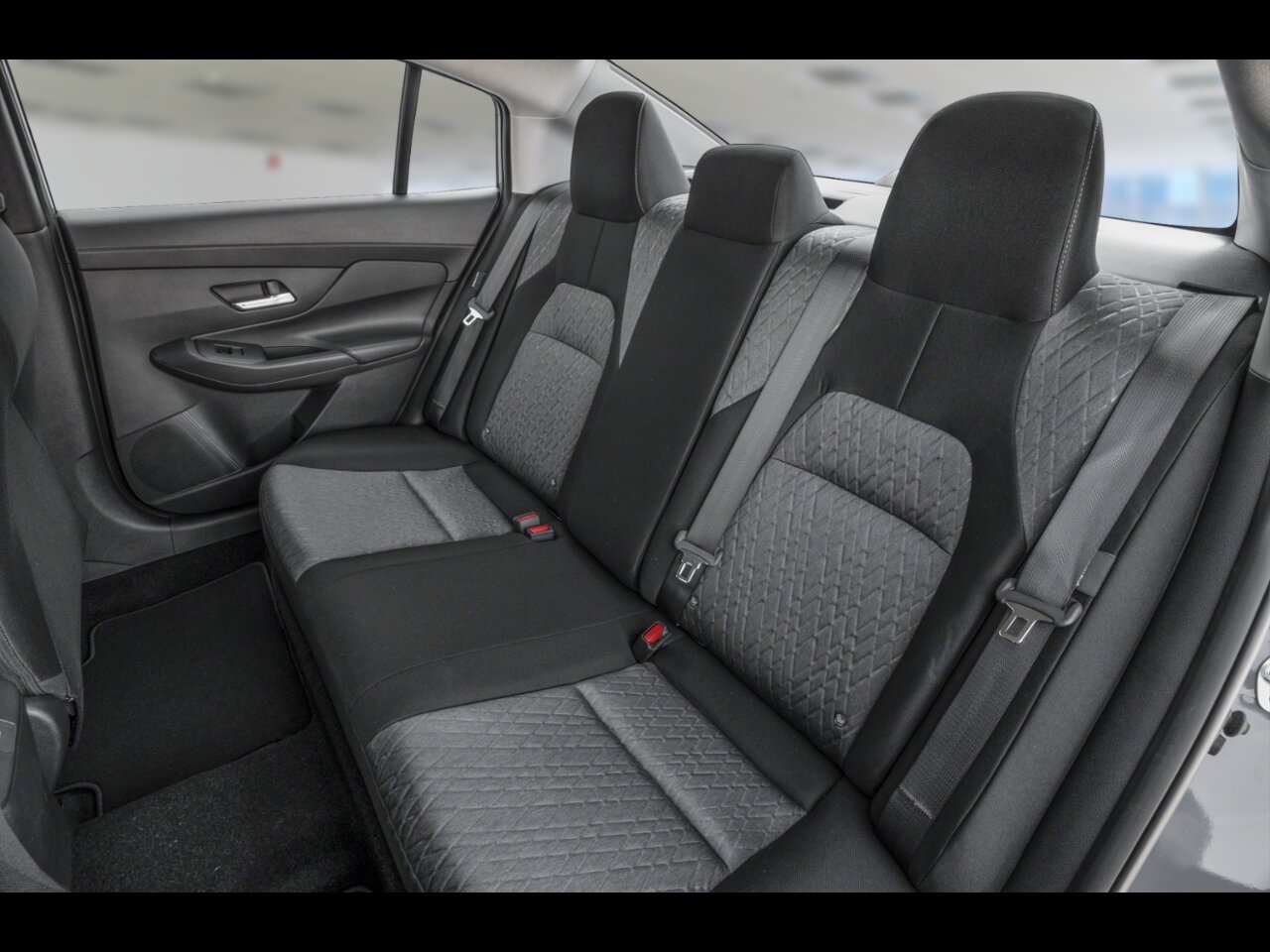 2027 Nissan Sentra Super Black Saint-Basile-le-Grand - photo #10