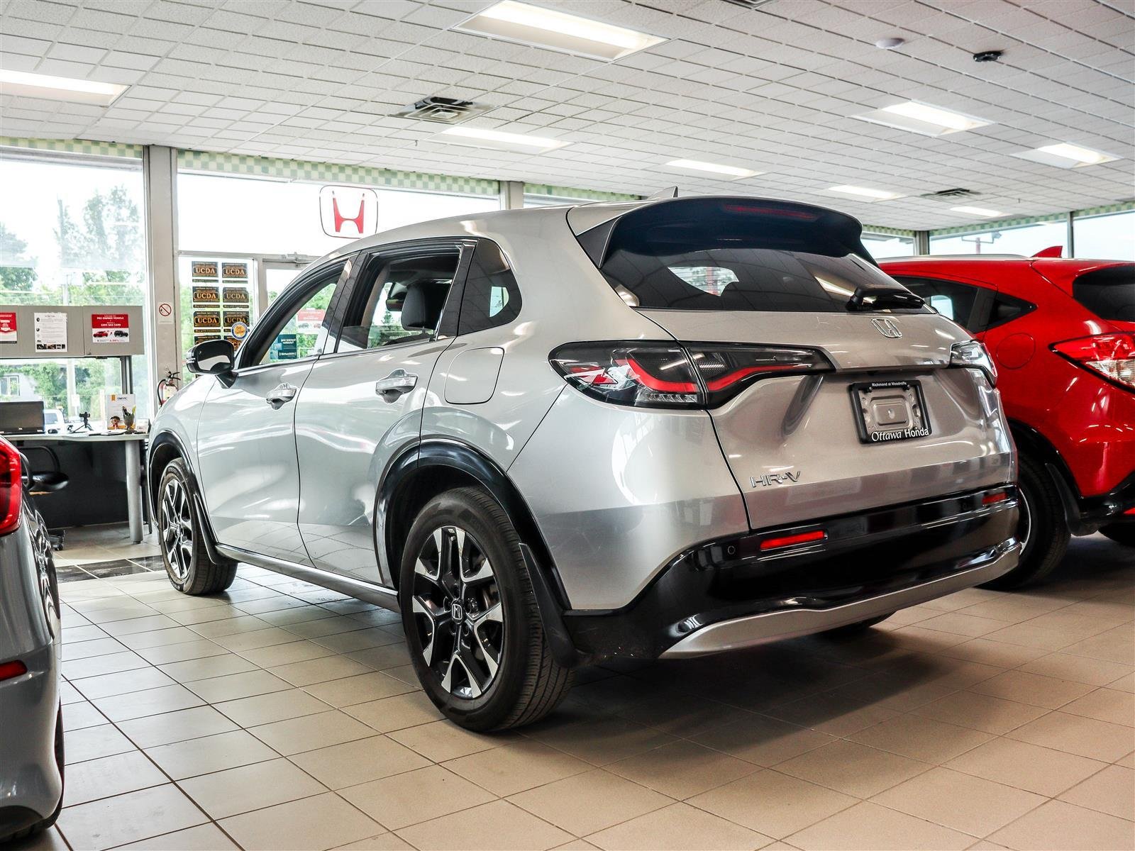 2026 Honda HR-V EX-L Ottawa & Gatineau - photo #4