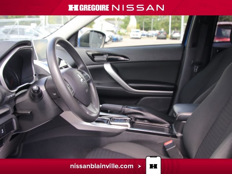 Mitsubishi Eclipse Cross 2020 Bleu Laval - photo #12