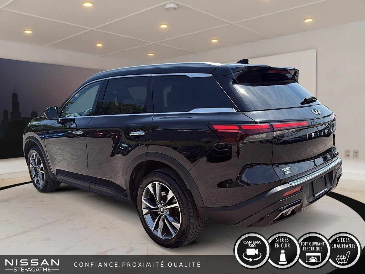 INFINITI QX60 LUXE | AWD | TOIT PANORAMIQUE | 7 PLACES | 2024 Noir Saint-Jérôme - photo #4