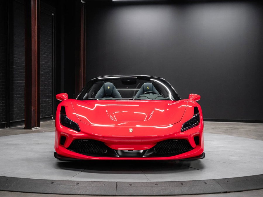 2023 Ferrari F8 Spider 2023 Red