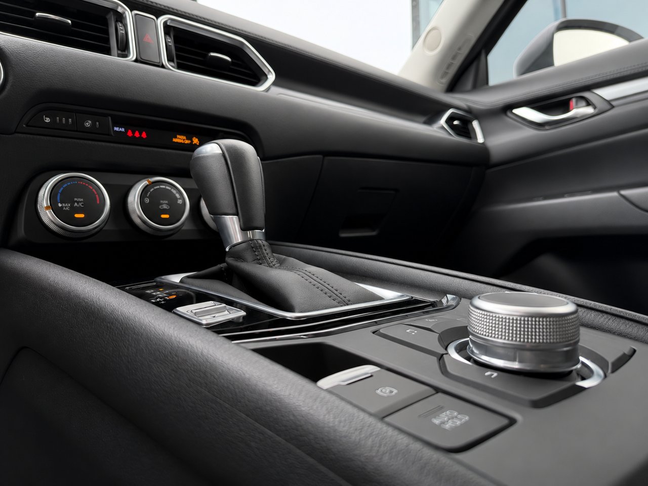 2021 Mazda CX-5 Grey Châteauguay - photo #8