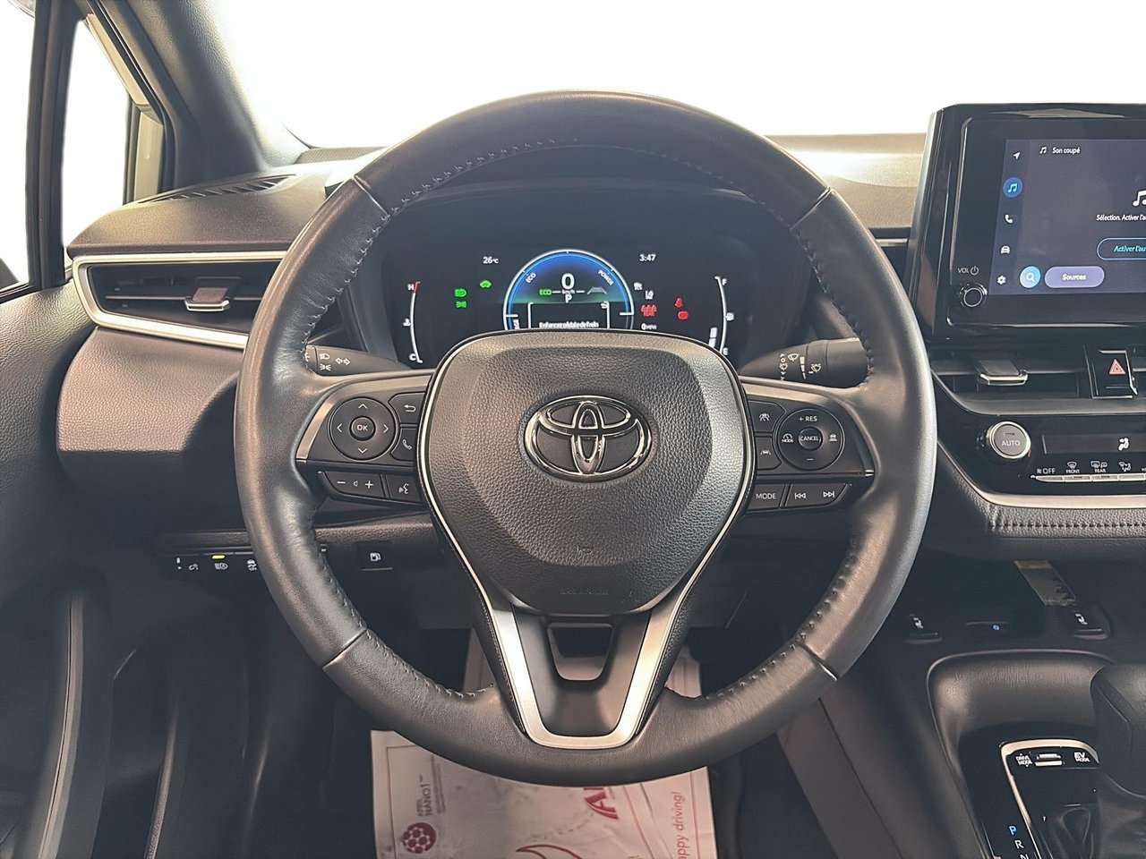 Toyota Corolla Hybrid SE 2023 Noir Baie-Comeau - photo #11