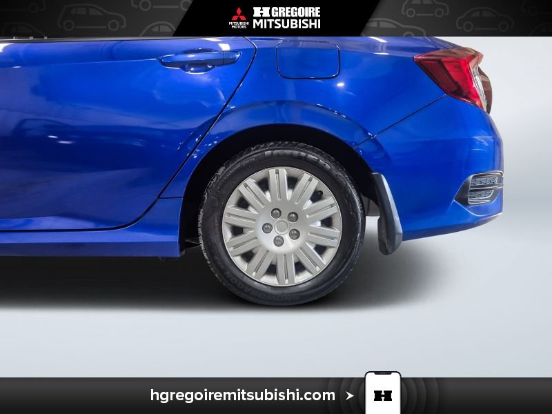 Honda Civic 2018 Bleu Blainville - photo #11