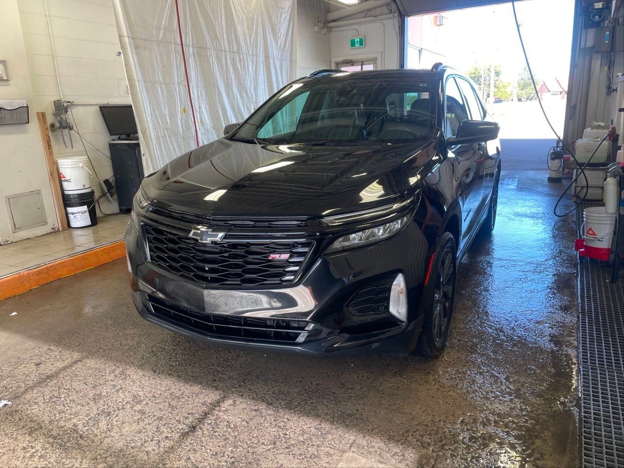 Chevrolet Equinox RS AWD *TOIT* CUIR BOSE REG ADAPT CARPLAY 2024 Noir Saint-Jérôme - photo #0